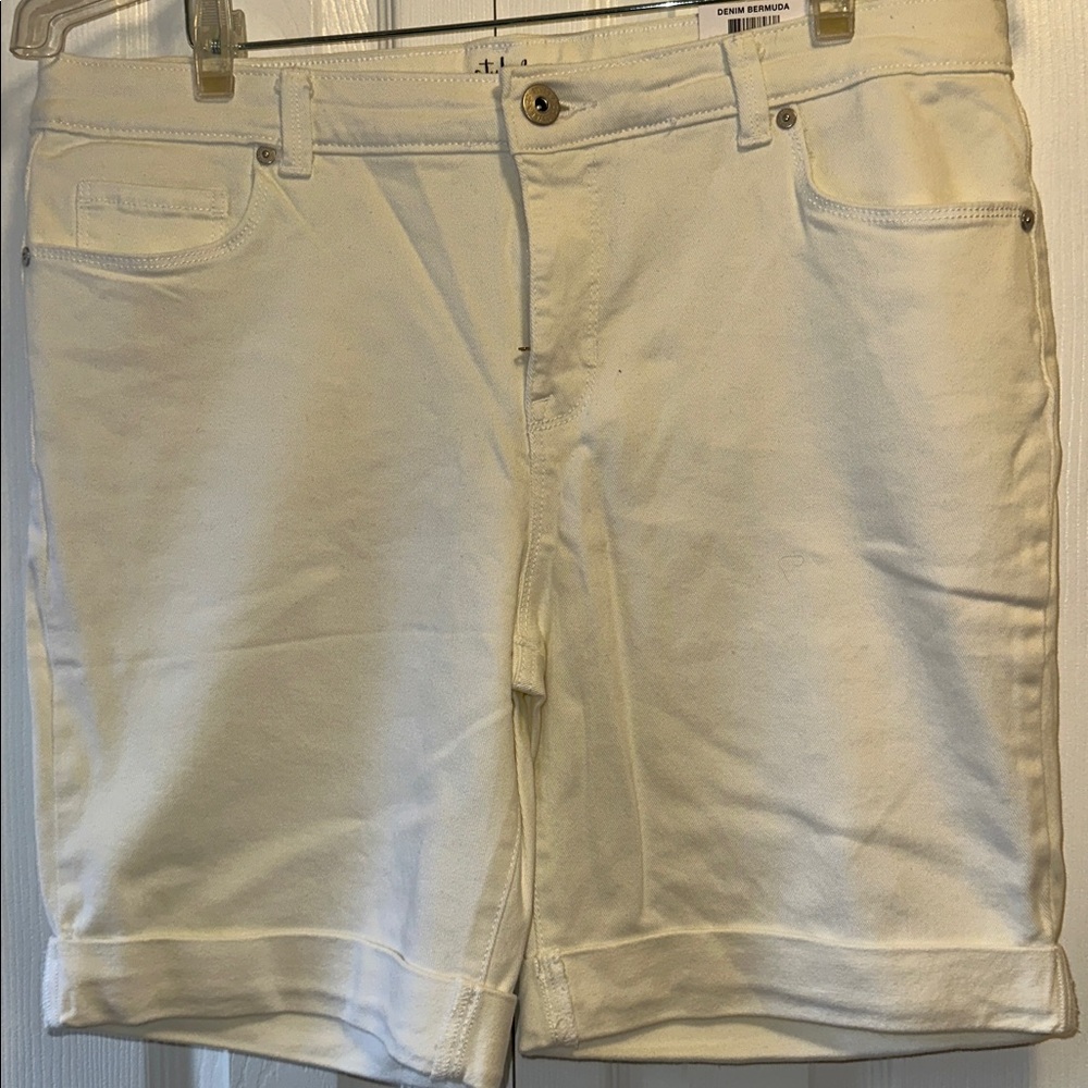 Style & Co. White Bermuda Shorts